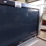 LOTE 251 - 01 TV MARCA PHILIPS 42” POL COM AVARIAS. (NO ESTADO, LEILÃO NÃO TEM GARANTIA E NEM DEVOLUÇÃO, SUJEITO A POSSÍVEIS AVARIAS VISÍVEIS/OCULTAS E/OU AUSÊNCIA DE COMPONENTES).