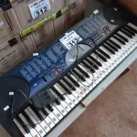 LOTE 313 - 01 TECLADO MARCA CASSIO MODELO CTK-451. (NO ESTADO, LEILÃO NÃO TEM GARANTIA E NEM DEVOLUÇÃO, SUJEITO A POSSÍVEIS AVARIAS VISÍVEIS/OCULTAS E/OU AUSÊNCIA DE COMPONENTES).