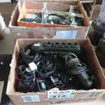 LOTE 314 - 01 LOTE COM VÁRIAS RÉGUAS ELÉTRICAS E COOLERS MARCAS E MODELO DIVERSOS. (NO ESTADO, LEILÃO NÃO TEM GARANTIA E NEM DEVOLUÇÃO, SUJEITO A POSSÍVEIS AVARIAS VISÍVEIS/OCULTAS E/OU AUSÊNCIA DE COMPONENTES).