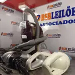 LOTE 184 - 03 ASPIRADORES DE PÓ E 02 SECADORES DE CABELO MARCAS E MODELOS DIVERSOS. (NO ESTADO, LEILÃO NÃO TEM GARANTIA E NEM DEVOLUÇÃO, SUJEITO A POSSÍVEIS AVARIAS VISÍVEIS/OCULTAS E/OU AUSÊNCIA DE COMPONENTES).