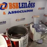 LOTE 277 - 01 PANELA ELÉTRICA E 01 JUICER. (NO ESTADO, LEILÃO NÃO TEM GARANTIA E NEM DEVOLUÇÃO, SUJEITO A POSSÍVEIS AVARIAS VISÍVEIS/OCULTAS E/OU AUSÊNCIA DE COMPONENTES).