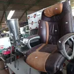 LOTE 262 - 02 CADEIRAS DE ESCRITÓRIO SENDO 01 COM BASE GIRATÓRIA. (NO ESTADO, LEILÃO NÃO TEM GARANTIA E NEM DEVOLUÇÃO, SUJEITO A POSSÍVEIS AVARIAS VISÍVEIS/OCULTAS E/OU AUSÊNCIA DE COMPONENTES).