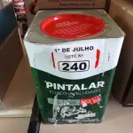 LOTE 240 - 01 LATA DE TINTA IQUINE PINTALAR FOSCO AVELUDADO INTERIORES NA COR BRANCO GELO 18L. (NO ESTADO, LEILÃO NÃO TEM GARANTIA E NEM DEVOLUÇÃO, SUJEITO A POSSÍVEIS AVARIAS VISÍVEIS/OCULTAS E/OU AUSÊNCIA DE COMPONENTES).
