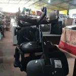 LOTE 394 - 03 CADEIRAS DE ESCRITÓRIO COM BASE GIRATÓRIA. (NO ESTADO, LEILÃO NÃO TEM GARANTIA E NEM DEVOLUÇÃO, SUJEITO A POSSÍVEIS AVARIAS VISÍVEIS/OCULTAS E/OU AUSÊNCIA DE COMPONENTES).
