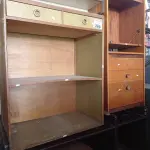 LOTE 289 - 01 LOTE COM VÁRIOS ARMÁRIOS EM MADEIRA MODELOS DIVERSOS.  (NO ESTADO, LEILÃO NÃO TEM GARANTIA E NEM DEVOLUÇÃO, SUJEITO A POSSÍVEIS AVARIAS VISÍVEIS/OCULTAS E/OU AUSÊNCIA DE COMPONENTES).