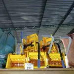 LOTE 191 - 01 LOTE COM VÁRIAS PEÇAS PARA CARRINHO DE LIMPEZA. (NO ESTADO, LEILÃO NÃO TEM GARANTIA E NEM DEVOLUÇÃO, SUJEITO A POSSÍVEIS AVARIAS VISÍVEIS/OCULTAS E/OU AUSÊNCIA DE COMPONENTES).