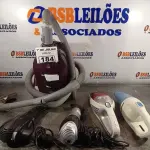LOTE 184 - 03 ASPIRADORES DE PÓ E 02 SECADORES DE CABELO MARCAS E MODELOS DIVERSOS. (NO ESTADO, LEILÃO NÃO TEM GARANTIA E NEM DEVOLUÇÃO, SUJEITO A POSSÍVEIS AVARIAS VISÍVEIS/OCULTAS E/OU AUSÊNCIA DE COMPONENTES).