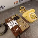 LOTE 371 - 02 APARELHOS DE TELEFONE ANTIGOS. (NO ESTADO, LEILÃO NÃO TEM GARANTIA E NEM DEVOLUÇÃO, SUJEITO A POSSÍVEIS AVARIAS VISÍVEIS/OCULTAS E/OU AUSÊNCIA DE COMPONENTES).