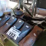 LOTE 152 - 10 DENTES PARA CONCHA DE PÁ CARREGADEIRA. (NO ESTADO, LEILÃO NÃO TEM GARANTIA E NEM DEVOLUÇÃO, SUJEITO A POSSÍVEIS AVARIAS VISÍVEIS/OCULTAS E/OU AUSÊNCIA DE COMPONENTES).