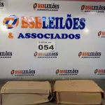 LOTE 054 - 02 – PARES DE CALÇADOS FEMININO Nº 37 (NO ESTADO, NÃO SABEMOS SE FUNCIONA. LEILÃO NÃO TEM GARANTIA E NEM DEVOLUÇÃO, SUJEITO A POSSÍVEIS AVARIAS VISÍVEIS/OCULTAS E/OU AUSÊNCIA DE COMPONENTES)