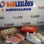 LOTE 163 - 02 – PARES DE CALÇADOS INFANTIL Nº 28 (NO ESTADO, NÃO SABEMOS SE FUNCIONA. LEILÃO NÃO TEM GARANTIA E NEM DEVOLUÇÃO, SUJEITO A POSSÍVEIS AVARIAS VISÍVEIS/OCULTAS E/OU AUSÊNCIA DE COMPONENTES)