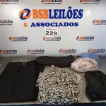 LOTE 229 - 06 – PEÇAS DE ROUPAS FEMININAS (NO ESTADO, NÃO SABEMOS SE FUNCIONA. LEILÃO NÃO TEM GARANTIA E NEM DEVOLUÇÃO, SUJEITO A POSSÍVEIS AVARIAS VISÍVEIS/OCULTAS E/OU AUSÊNCIA DE COMPONENTES)