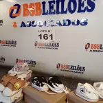 LOTE 161 - 04 – PARES DE CALÇADOS RECÉM-NASCIDO (NO ESTADO, NÃO SABEMOS SE FUNCIONA. LEILÃO NÃO TEM GARANTIA E NEM DEVOLUÇÃO, SUJEITO A POSSÍVEIS AVARIAS VISÍVEIS/OCULTAS E/OU AUSÊNCIA DE COMPONENTES)