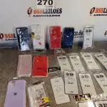 LOTE 270 - 01 – 26 ACESSÓRIOS PARA CELULARES (NO ESTADO, NÃO SABEMOS SE FUNCIONA. LEILÃO NÃO TEM GARANTIA E NEM DEVOLUÇÃO, SUJEITO A POSSÍVEIS AVARIAS VISÍVEIS/OCULTAS E/OU AUSÊNCIA DE COMPONENTES)