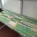 LOTE 482 - 01 LOTE COM VÁRIAS LÂMPADAS TUBULARES SENDO DE LED E FLUORESCENTES. (NO ESTADO, LEILÃO NÃO TEM GARANTIA E NEM DEVOLUÇÃO, SUJEITO A POSSÍVEIS AVARIAS VISÍVEIS/OCULTAS E/OU AUSÊNCIA DE COMPONENTES).