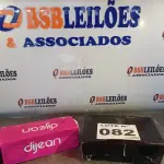 LOTE 082 - 02 – PARES DE CALÇADOS FEMININO Nº 36 (NO ESTADO, NÃO SABEMOS SE FUNCIONA. LEILÃO NÃO TEM GARANTIA E NEM DEVOLUÇÃO, SUJEITO A POSSÍVEIS AVARIAS VISÍVEIS/OCULTAS E/OU AUSÊNCIA DE COMPONENTES)