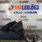 LOTE 206 - 02 – PARES DE CALÇADOS MASCULINO Nº 37 (NO ESTADO, NÃO SABEMOS SE FUNCIONA. LEILÃO NÃO TEM GARANTIA E NEM DEVOLUÇÃO, SUJEITO A POSSÍVEIS AVARIAS VISÍVEIS/OCULTAS E/OU AUSÊNCIA DE COMPONENTES)