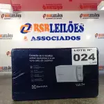 LOTE 024 - 01 - MICRO-ONDAS ELECTROLUX MB37R BRANCO 27L 220V (NO ESTADO, NÃO SABEMOS SE FUNCIONA. LEILÃO NÃO TEM GARANTIA E NEM DEVOLUÇÃO, SUJEITO A POSSÍVEIS AVARIAS VISÍVEIS/OCULTAS E/OU AUSÊNCIA DE COMPONENTES)