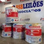 LOTE 090 - 04 - LATAS ADESIVO DE CONTATO FORMICA (NO ESTADO, NÃO SABEMOS SE FUNCIONA. LEILÃO NÃO TEM GARANTIA E NEM DEVOLUÇÃO, SUJEITO A POSSÍVEIS AVARIAS VISÍVEIS/OCULTAS E/OU AUSÊNCIA DE COMPONENTES)