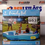 LOTE 053 - 01 - PISCINA INFLÁVEL FAMÍLIA ELEGANTE (NO ESTADO, NÃO SABEMOS SE FUNCIONA. LEILÃO NÃO TEM GARANTIA E NEM DEVOLUÇÃO, SUJEITO A POSSÍVEIS AVARIAS VISÍVEIS/OCULTAS E/OU AUSÊNCIA DE COMPONENTES)