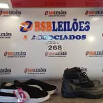 LOTE 268 - 02 – PARES DE CALÇADOS MASCULINO Nº 38 (NO ESTADO, NÃO SABEMOS SE FUNCIONA. LEILÃO NÃO TEM GARANTIA E NEM DEVOLUÇÃO, SUJEITO A POSSÍVEIS AVARIAS VISÍVEIS/OCULTAS E/OU AUSÊNCIA DE COMPONENTES)