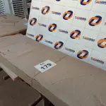 LOTE 179 - 01 - PAINEL PARA TV ATÉ 60 POLEGADAS (NO ESTADO, NÃO SABEMOS SE FUNCIONA. LEILÃO NÃO TEM GARANTIA E NEM DEVOLUÇÃO, SUJEITO A POSSÍVEIS AVARIAS VISÍVEIS/OCULTAS E/OU AUSÊNCIA DE COMPONENTES)