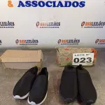 LOTE 023 - 02 – PARES DE CALÇADOS FEMININO Nº 37 (NO ESTADO, NÃO SABEMOS SE FUNCIONA. LEILÃO NÃO TEM GARANTIA E NEM DEVOLUÇÃO, SUJEITO A POSSÍVEIS AVARIAS VISÍVEIS/OCULTAS E/OU AUSÊNCIA DE COMPONENTES)