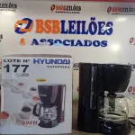 LOTE 177 - 01 - CAFETEIRA ELÉTRICA HYUNDAI P/ 12 XICARAS (NO ESTADO, NÃO SABEMOS SE FUNCIONA. LEILÃO NÃO TEM GARANTIA E NEM DEVOLUÇÃO, SUJEITO A POSSÍVEIS AVARIAS VISÍVEIS/OCULTAS E/OU AUSÊNCIA DE COMPONENTES)