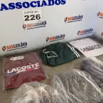 LOTE 226 - 08 – PEÇAS DE ROUPAS MASCULINAS (NO ESTADO, NÃO SABEMOS SE FUNCIONA. LEILÃO NÃO TEM GARANTIA E NEM DEVOLUÇÃO, SUJEITO A POSSÍVEIS AVARIAS VISÍVEIS/OCULTAS E/OU AUSÊNCIA DE COMPONENTES)