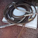 LOTE 522 - 01 VIBRADOR PARA CONCRETO. (NO ESTADO, LEILÃO NÃO TEM GARANTIA E NEM DEVOLUÇÃO, SUJEITO A POSSÍVEIS AVARIAS VISÍVEIS/OCULTAS E/OU AUSÊNCIA DE COMPONENTES).