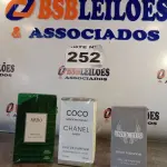 LOTE 252 - 03 – PERFUMES DIVERSOS (NO ESTADO, NÃO SABEMOS SE FUNCIONA. LEILÃO NÃO TEM GARANTIA E NEM DEVOLUÇÃO, SUJEITO A POSSÍVEIS AVARIAS VISÍVEIS/OCULTAS E/OU AUSÊNCIA DE COMPONENTES)
