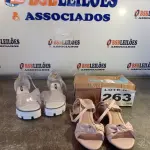 LOTE 263 - 02 – PARES DE CALÇADOS FEMININO Nº 38 (NO ESTADO, NÃO SABEMOS SE FUNCIONA. LEILÃO NÃO TEM GARANTIA E NEM DEVOLUÇÃO, SUJEITO A POSSÍVEIS AVARIAS VISÍVEIS/OCULTAS E/OU AUSÊNCIA DE COMPONENTES)