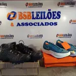 LOTE 181 - 02 – PARES DE CALÇADOS MASCULINO Nº 42 (NO ESTADO, NÃO SABEMOS SE FUNCIONA. LEILÃO NÃO TEM GARANTIA E NEM DEVOLUÇÃO, SUJEITO A POSSÍVEIS AVARIAS VISÍVEIS/OCULTAS E/OU AUSÊNCIA DE COMPONENTES)