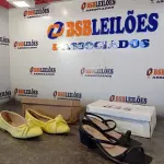 LOTE 035 - 02 – PARES DE CALÇADOS FEMININO Nº 37 (NO ESTADO, NÃO SABEMOS SE FUNCIONA. LEILÃO NÃO TEM GARANTIA E NEM DEVOLUÇÃO, SUJEITO A POSSÍVEIS AVARIAS VISÍVEIS/OCULTAS E/OU AUSÊNCIA DE COMPONENTES)