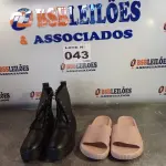 LOTE 043 - 02 – PARES DE CALÇADOS FEMININO Nº 38 (NO ESTADO, NÃO SABEMOS SE FUNCIONA. LEILÃO NÃO TEM GARANTIA E NEM DEVOLUÇÃO, SUJEITO A POSSÍVEIS AVARIAS VISÍVEIS/OCULTAS E/OU AUSÊNCIA DE COMPONENTES)