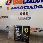 LOTE 086 - 03 – PERFUMES DIVERSOS (NO ESTADO, NÃO SABEMOS SE FUNCIONA. LEILÃO NÃO TEM GARANTIA E NEM DEVOLUÇÃO, SUJEITO A POSSÍVEIS AVARIAS VISÍVEIS/OCULTAS E/OU AUSÊNCIA DE COMPONENTES)