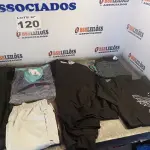 LOTE 120 - 08 – PEÇAS DE ROUPAS MASCULINAS (NO ESTADO, NÃO SABEMOS SE FUNCIONA. LEILÃO NÃO TEM GARANTIA E NEM DEVOLUÇÃO, SUJEITO A POSSÍVEIS AVARIAS VISÍVEIS/OCULTAS E/OU AUSÊNCIA DE COMPONENTES)