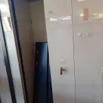 LOTE 506 - 01 ARMÁRIO DE AÇO COM 02 PORTAS E 04 PRATELEIRAS. (NO ESTADO, LEILÃO NÃO TEM GARANTIA E NEM DEVOLUÇÃO, SUJEITO A POSSÍVEIS AVARIAS VISÍVEIS/OCULTAS E/OU AUSÊNCIA DE COMPONENTES).