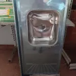LOTE 479 - 01 PIA EM AÇO INOX CIMENTADA COM 01 CUBA MEDINDO 1,50M X 0,53CM. (NO ESTADO, LEILÃO NÃO TEM GARANTIA E NEM DEVOLUÇÃO, SUJEITO A POSSÍVEIS AVARIAS VISÍVEIS/OCULTAS E/OU AUSÊNCIA DE COMPONENTES).