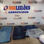 LOTE 197 - 06 – PEÇAS DE ROUPAS FEMININAS (NO ESTADO, NÃO SABEMOS SE FUNCIONA. LEILÃO NÃO TEM GARANTIA E NEM DEVOLUÇÃO, SUJEITO A POSSÍVEIS AVARIAS VISÍVEIS/OCULTAS E/OU AUSÊNCIA DE COMPONENTES)