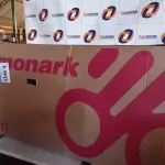 LOTE 061 - 01 - BICICLETA ARO 26 MONARK TROPICAL FREIO VARÃO EM AÇO CARBONO (NO ESTADO, NÃO SABEMOS SE FUNCIONA. LEILÃO NÃO TEM GARANTIA E NEM DEVOLUÇÃO, SUJEITO A POSSÍVEIS AVARIAS VISÍVEIS/OCULTAS E/OU AUSÊNCIA DE COMPONENTES)