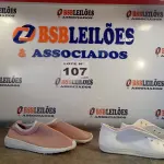 LOTE 107 - 02 – PARES DE CALÇADOS FEMININO Nº 37 (NO ESTADO, NÃO SABEMOS SE FUNCIONA. LEILÃO NÃO TEM GARANTIA E NEM DEVOLUÇÃO, SUJEITO A POSSÍVEIS AVARIAS VISÍVEIS/OCULTAS E/OU AUSÊNCIA DE COMPONENTES)