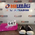 LOTE 147 - 02 – PARES DE CALÇADOS FEMININO Nº 39 (NO ESTADO, NÃO SABEMOS SE FUNCIONA. LEILÃO NÃO TEM GARANTIA E NEM DEVOLUÇÃO, SUJEITO A POSSÍVEIS AVARIAS VISÍVEIS/OCULTAS E/OU AUSÊNCIA DE COMPONENTES)