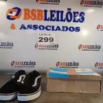 LOTE 299 - 02 – PARES DE CALÇADOS FEMININO Nº 39 (NO ESTADO, NÃO SABEMOS SE FUNCIONA. LEILÃO NÃO TEM GARANTIA E NEM DEVOLUÇÃO, SUJEITO A POSSÍVEIS AVARIAS VISÍVEIS/OCULTAS E/OU AUSÊNCIA DE COMPONENTES)