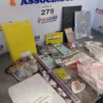 LOTE 279 - 30 - ITENS DE PAPELARIA DIVERSOS (NO ESTADO, NÃO SABEMOS SE FUNCIONA. LEILÃO NÃO TEM GARANTIA E NEM DEVOLUÇÃO, SUJEITO A POSSÍVEIS AVARIAS VISÍVEIS/OCULTAS E/OU AUSÊNCIA DE COMPONENTES)