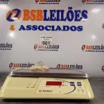 LOTE 001 - 01 BALANÇA ELETRÔNICA MARCA FILIZOLA CAPACIDADE 5KG. (NO ESTADO, LEILÃO NÃO TEM GARANTIA E NEM DEVOLUÇÃO, SUJEITO A POSSÍVEIS AVARIAS VISÍVEIS/OCULTAS E/OU AUSÊNCIA DE COMPONENTES).