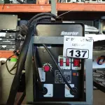 LOTE 137 - 01 MÁQUINA DE SOLDA MIG MARCA INTECH MACHINE MODELO MIG-130. (NO ESTADO, LEILÃO NÃO TEM GARANTIA E NEM DEVOLUÇÃO, SUJEITO A POSSÍVEIS AVARIAS VISÍVEIS/OCULTAS E/OU AUSÊNCIA DE COMPONENTES).