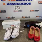 LOTE 301 - 02 – PARES DE CALÇADOS FEMININO Nº 37 (NO ESTADO, NÃO SABEMOS SE FUNCIONA. LEILÃO NÃO TEM GARANTIA E NEM DEVOLUÇÃO, SUJEITO A POSSÍVEIS AVARIAS VISÍVEIS/OCULTAS E/OU AUSÊNCIA DE COMPONENTES)