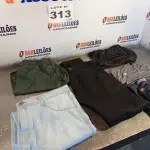 LOTE 313 - 06 – PEÇAS DE ROUPAS MASCULINAS (NO ESTADO, NÃO SABEMOS SE FUNCIONA. LEILÃO NÃO TEM GARANTIA E NEM DEVOLUÇÃO, SUJEITO A POSSÍVEIS AVARIAS VISÍVEIS/OCULTAS E/OU AUSÊNCIA DE COMPONENTES)