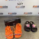 LOTE 327 - 02 – PARES DE CALÇADOS FEMININO Nº 35 (NO ESTADO, NÃO SABEMOS SE FUNCIONA. LEILÃO NÃO TEM GARANTIA E NEM DEVOLUÇÃO, SUJEITO A POSSÍVEIS AVARIAS VISÍVEIS/OCULTAS E/OU AUSÊNCIA DE COMPONENTES)